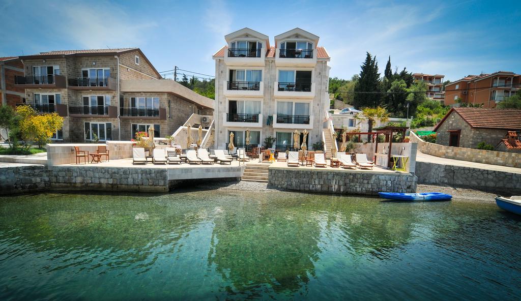 Apartments Zukovac Tivat Eksteriør bilde